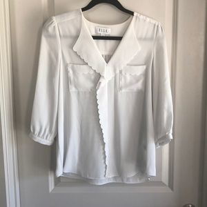 Three-quarter sleeve blouse